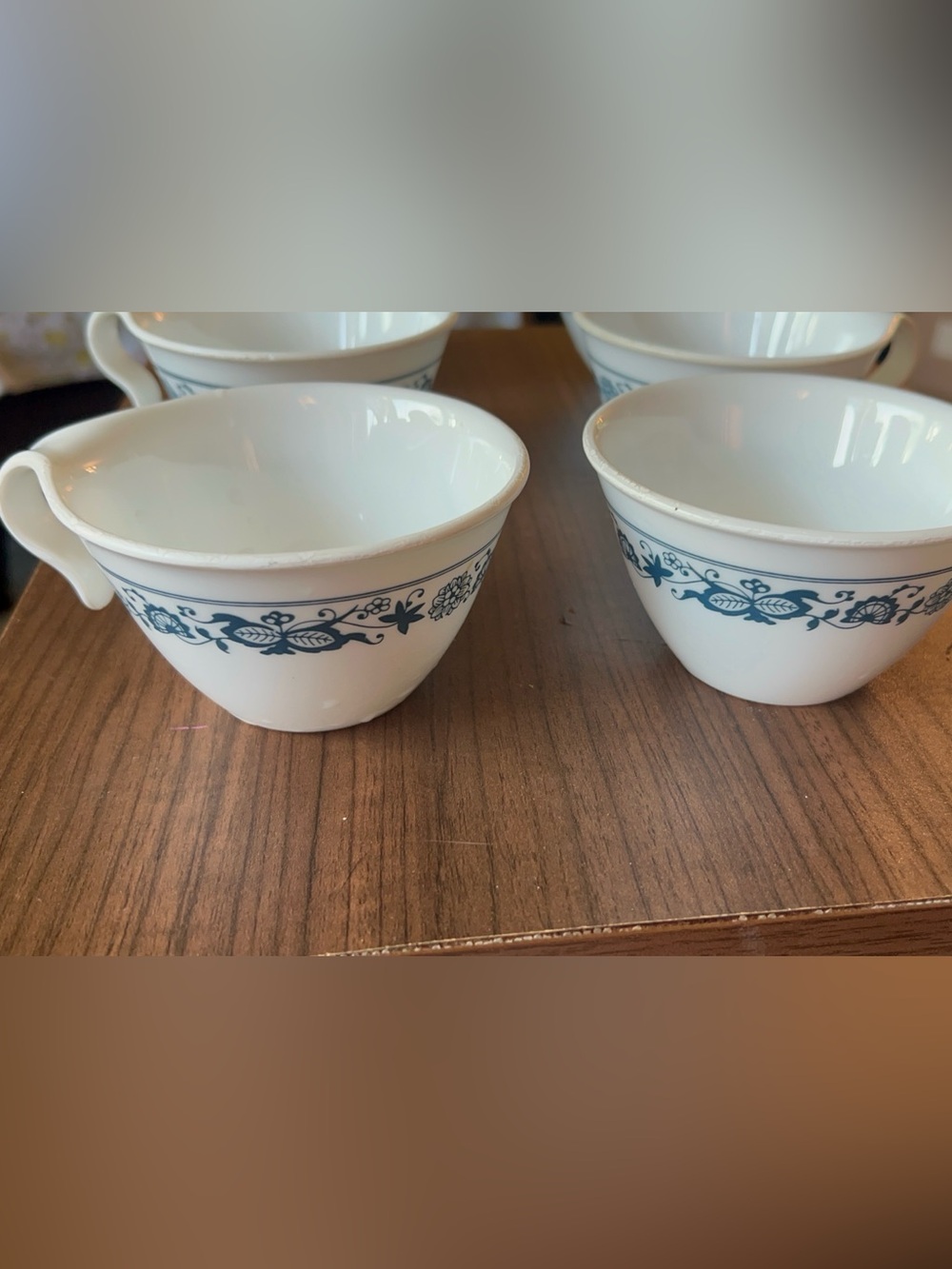Vintage Corelle Hooked Handle Mugs in Ild Towne/ Blue Onion Pattern Set of 6
